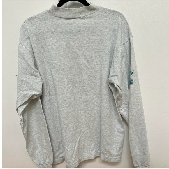 Vintage Montreal Fruit of the Loom Long Sleeve - Picture 3 of 4